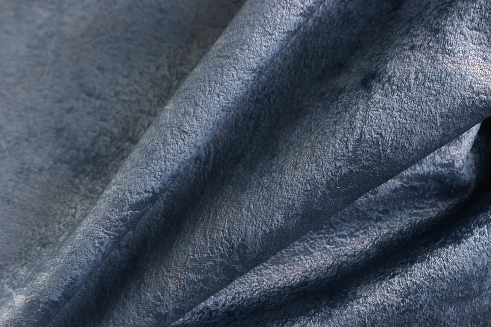 ALPINA 12 Pearl Denim Blue —  DIVOTEX