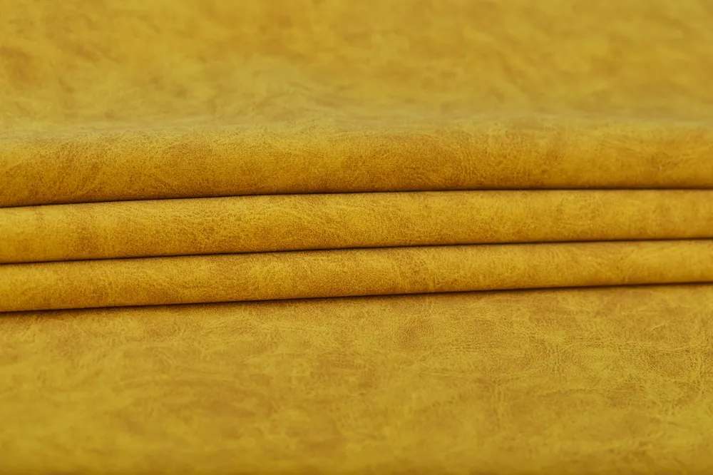 CAMEL 09 Golden Glow —  DIVOTEX