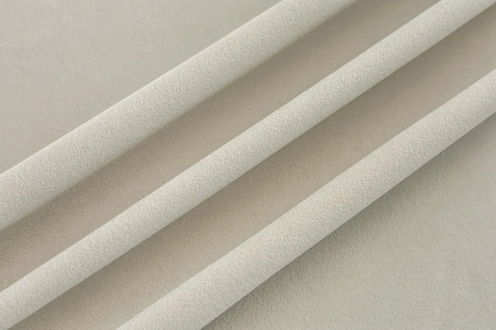 DELANO 702 Ivory —  DIVOTEX