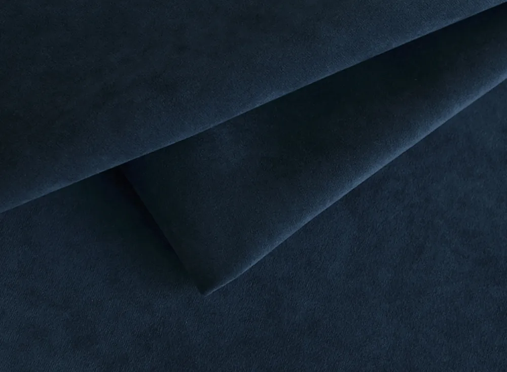 NESSI 17 Sapphire —  DIVOTEX