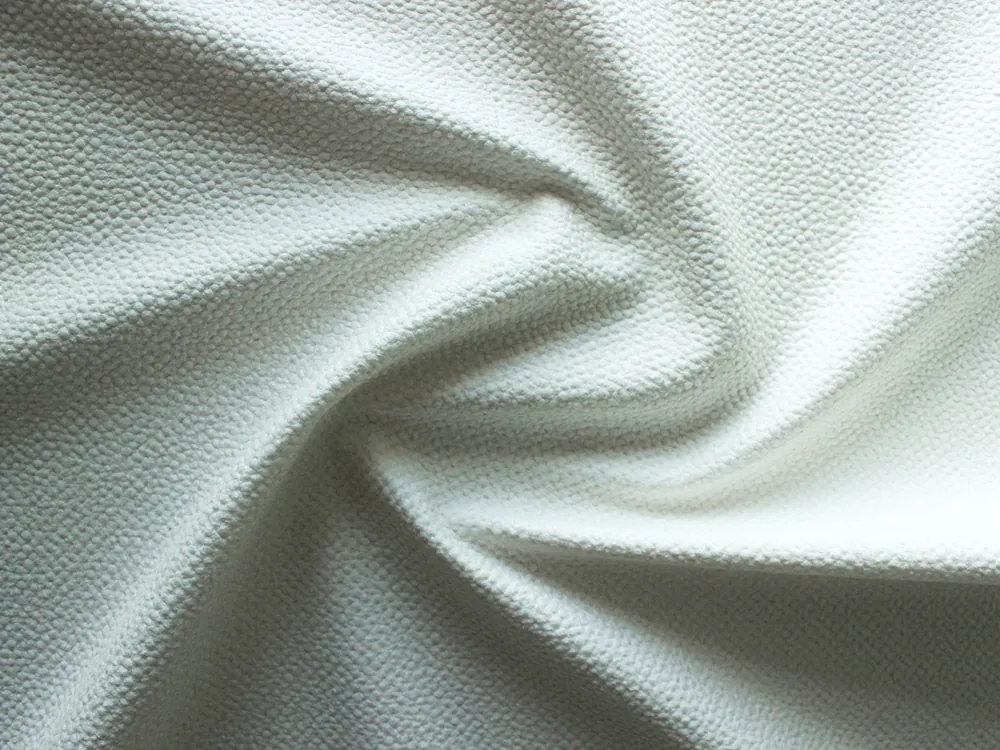RUNO 15 White —  DIVOTEX